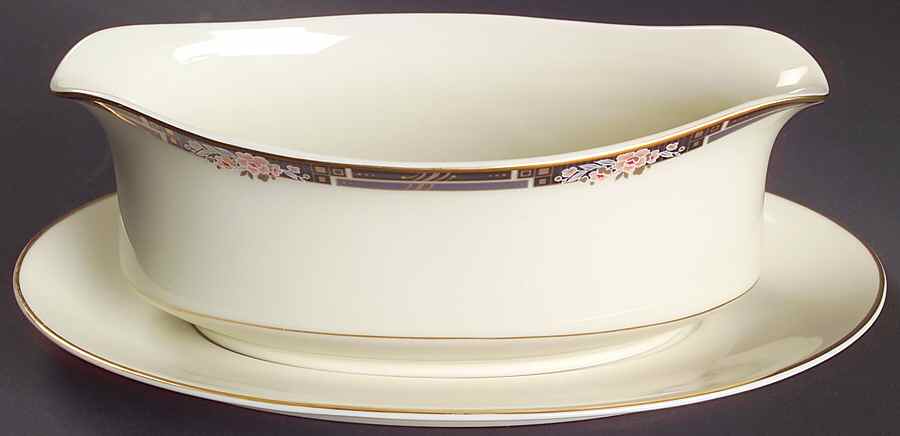 Florisse Black Gravy Boat & Underplate by Mikasa-1