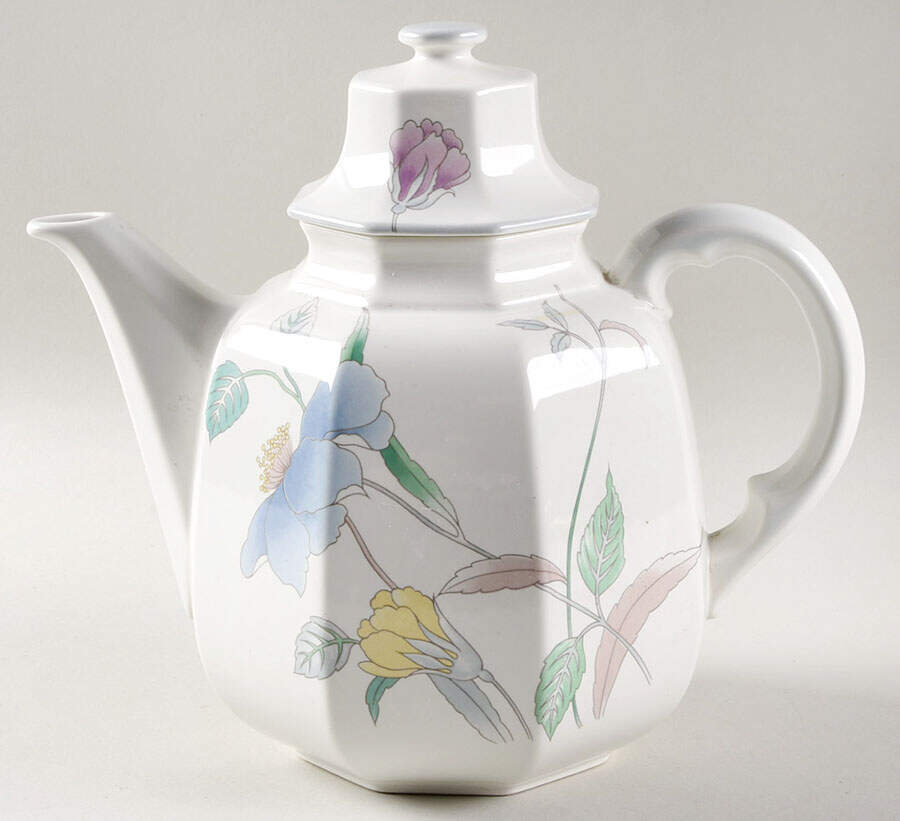 Floral Charm Teapot & Lid by Mikasa-1