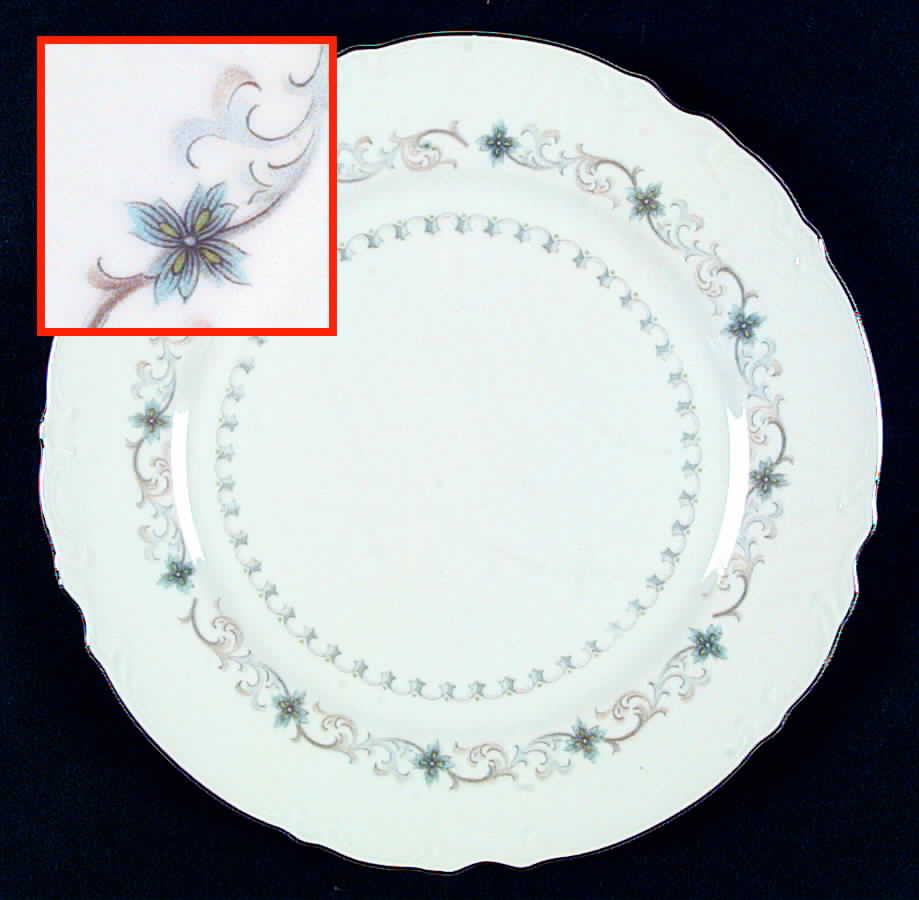 Fleur De Lis Dinner Plate by Mikasa-1