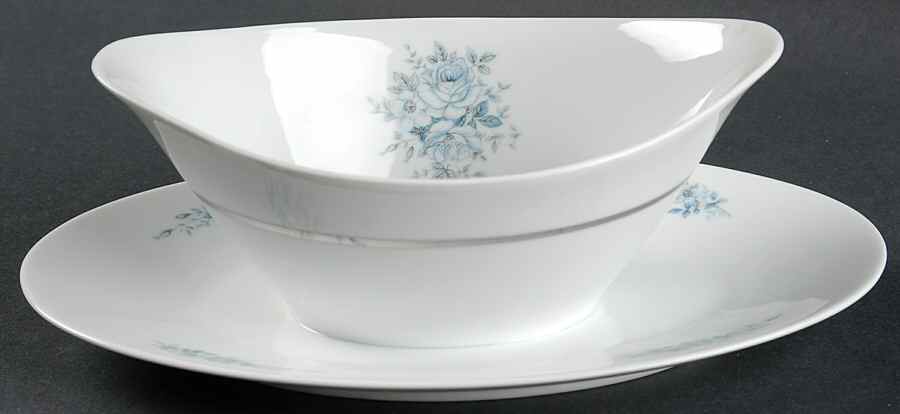 Fleorette Gravy Boat with Attached Underplate by Mikasa-1
