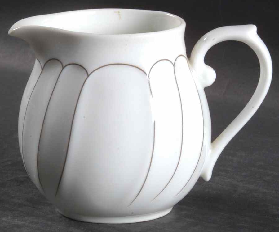Fleetwood Creamer by Mikasa-1