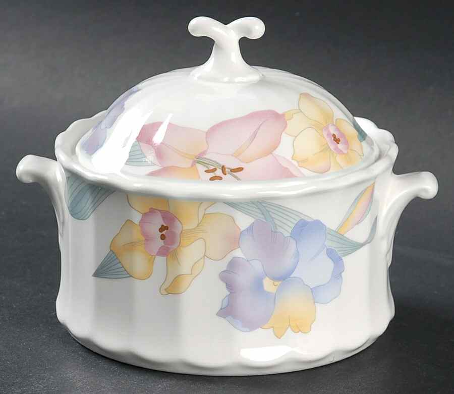 Floral Finesse Sugar Bowl & Lid by Mikasa-1