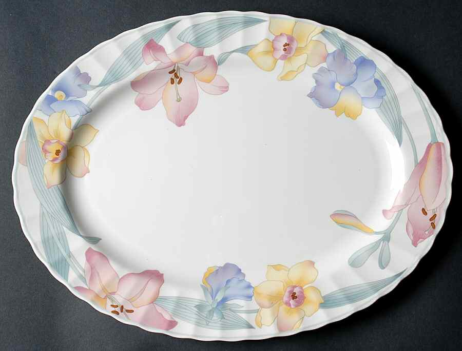 Floral Finesse 14" Oval Serving Platter by Mikasa-1
