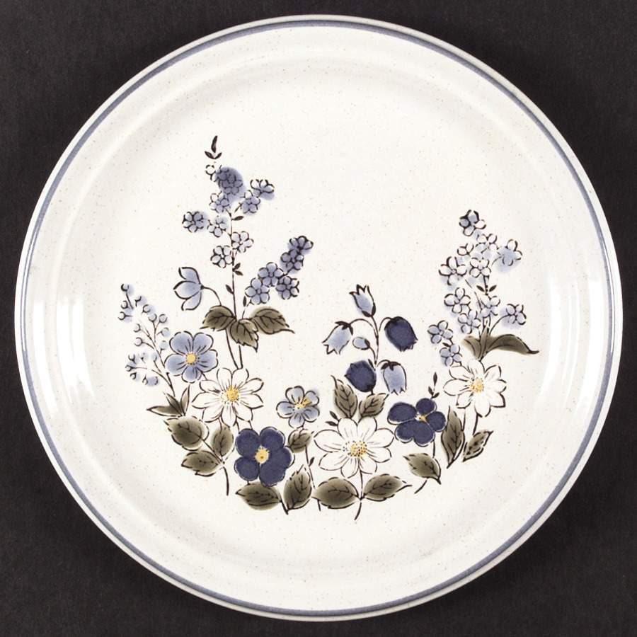 Flower Garden Dinner Plate by Mikasa-1