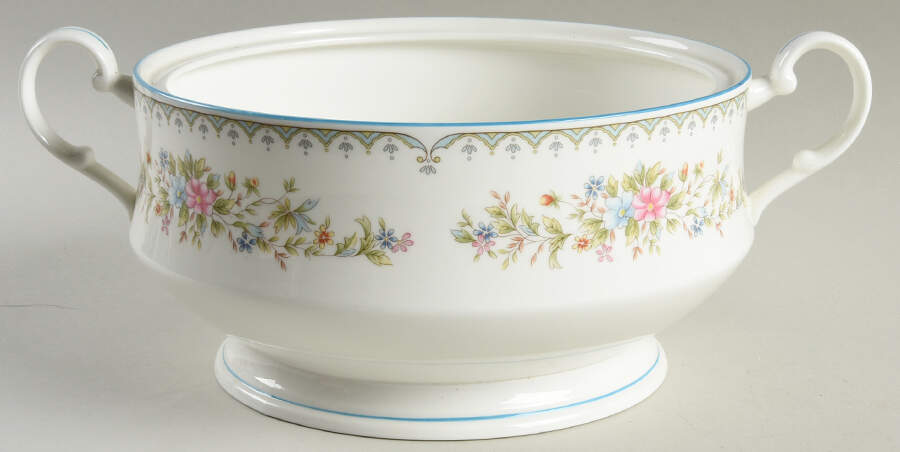 Flower Mist Round Vegetable No Lid by Mikasa-1