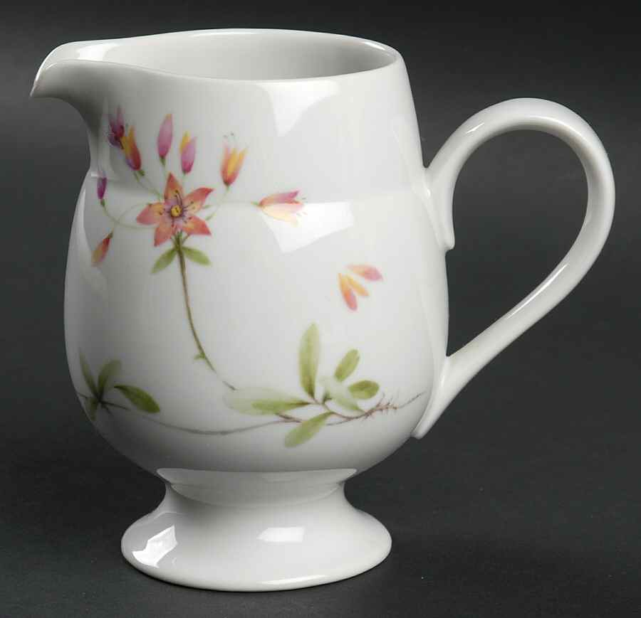 Flower of The Month Creamer by Mikasa-1