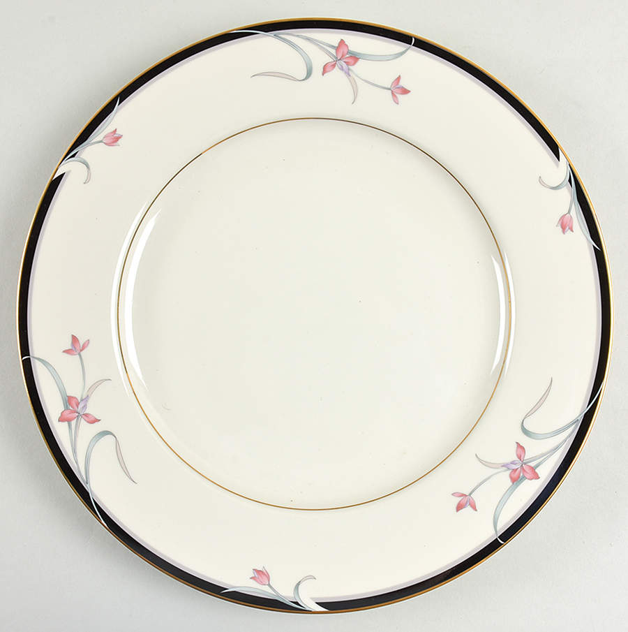 Floradora 12" Chop Plate (Round Platter) by Mikasa-1