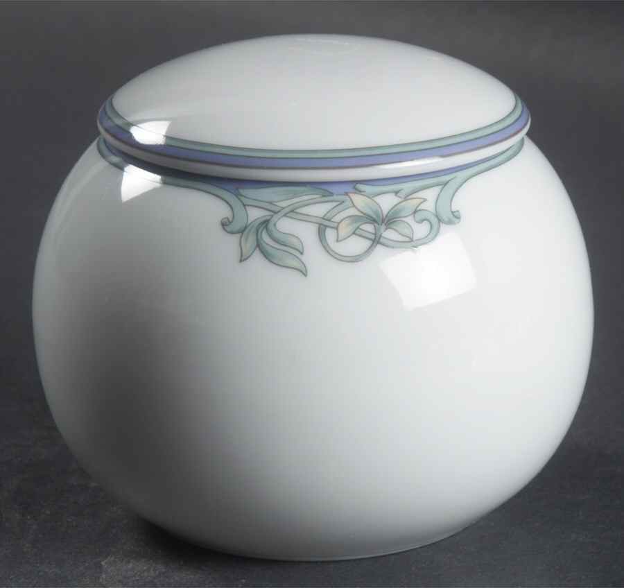 Floret Sugar Bowl & Lid by Mikasa-1