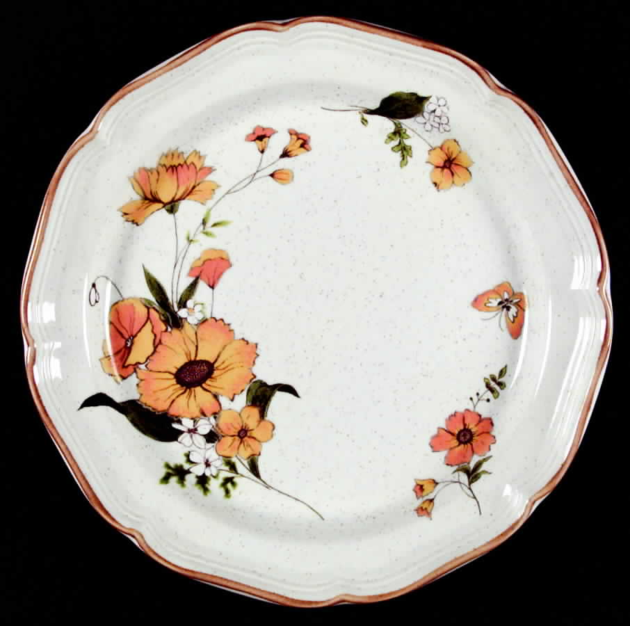 Florian Dinner Plate by Mikasa-1