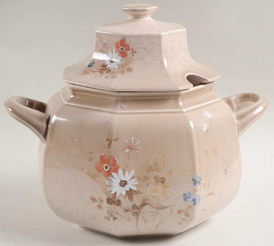 Folk Dance Tureen &  Lid by Mikasa-1