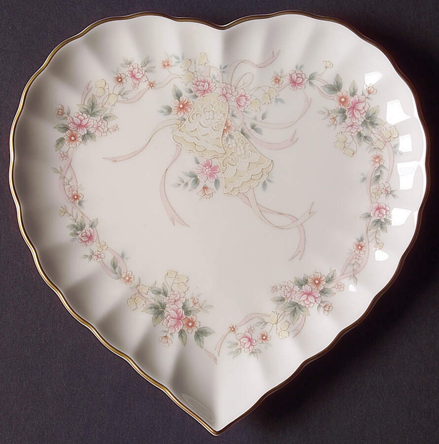 Forever Love Heart Shaped Dish by Mikasa-1