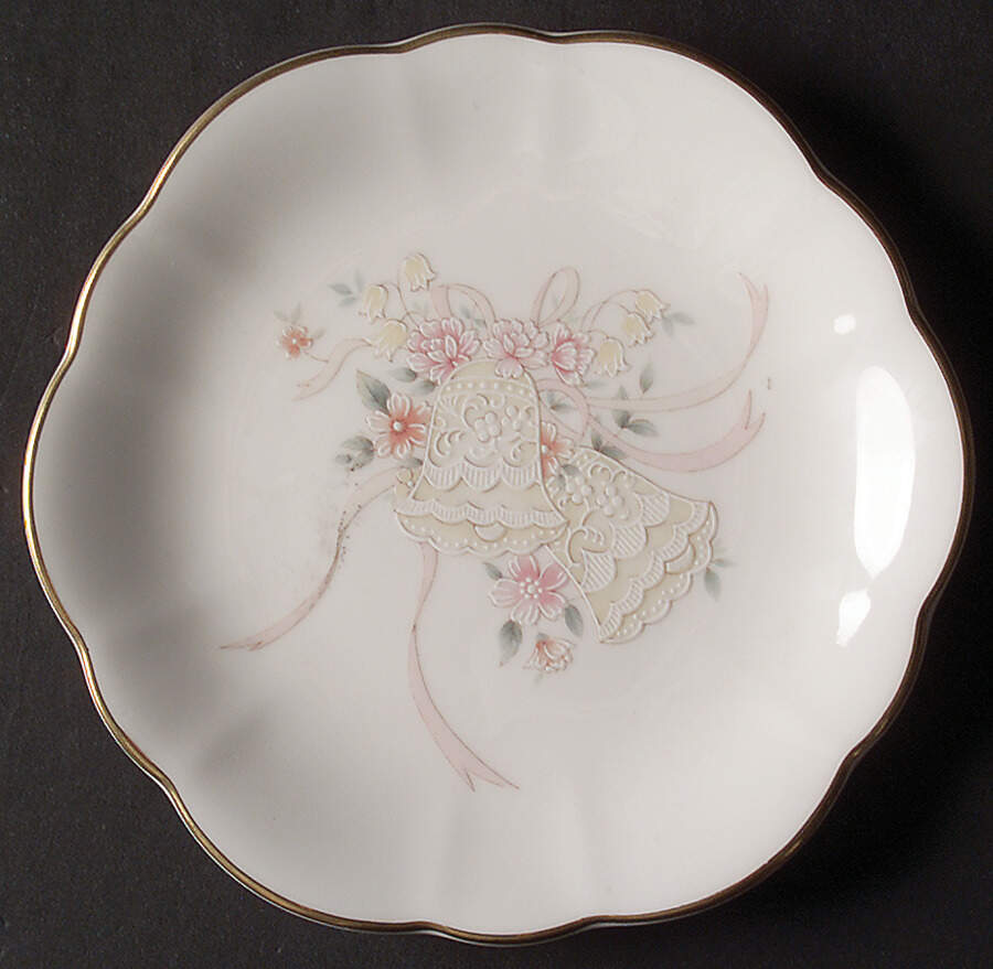 Forever Love Wellington Canape Plate by Mikasa-1