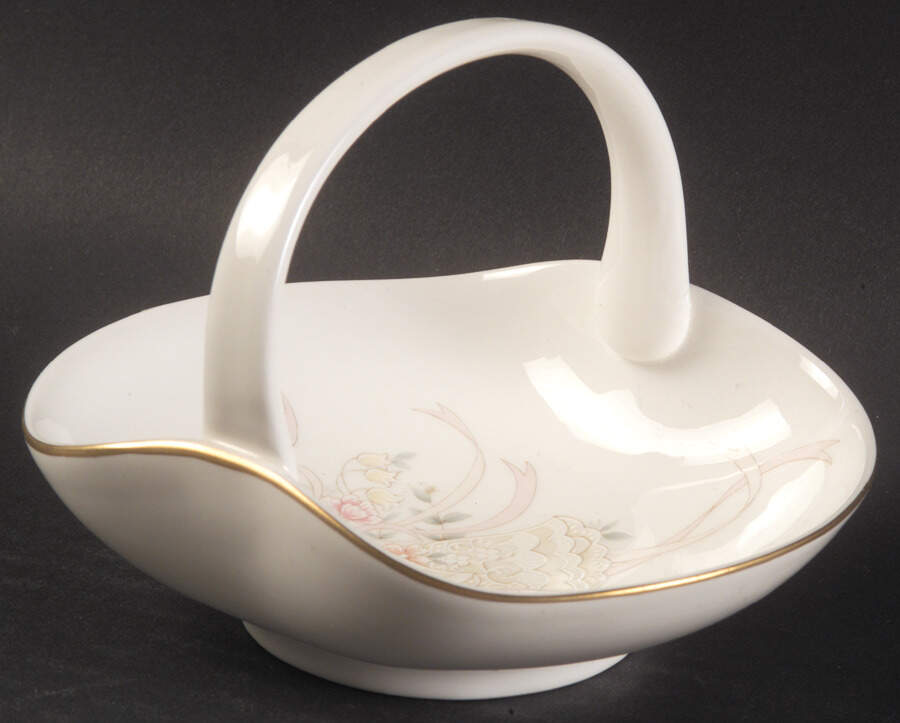 Forever Love Small Basket by Mikasa-1
