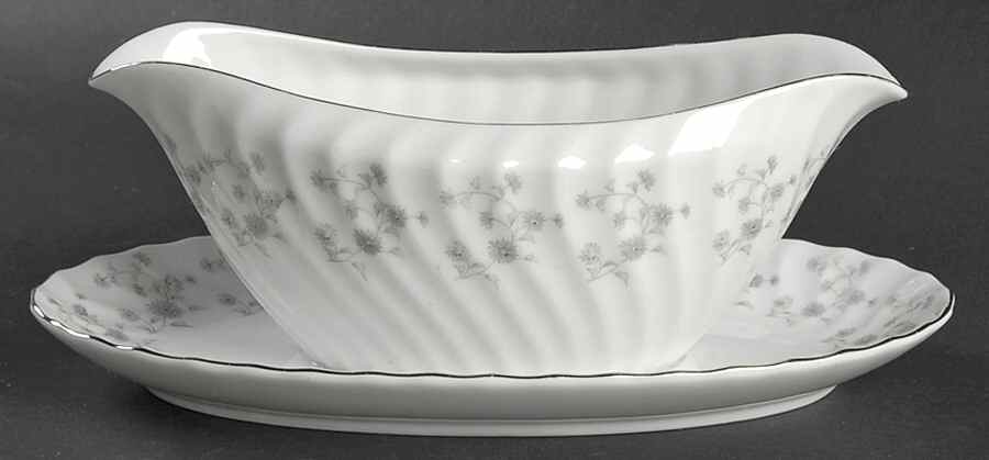 Forget Me Not Gravy Boat with Attached Underplate by Mikasa-1