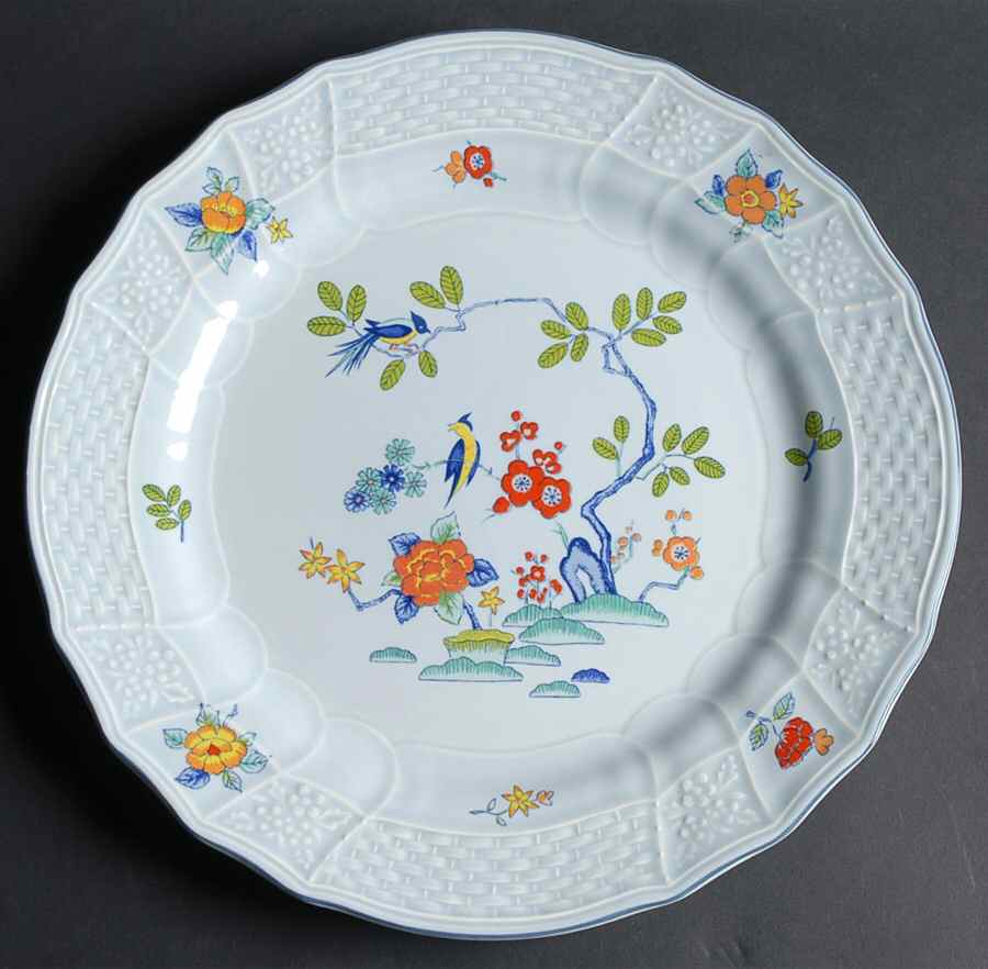 Fontaine 12" Chop Plate (Round Platter) by Mikasa-1