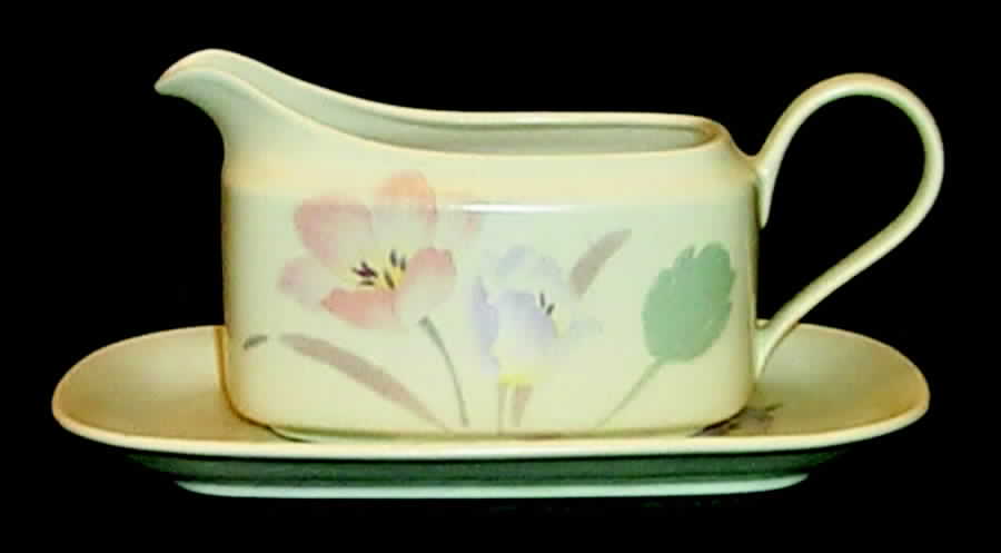 Footloose Gravy Boat & Underplate by Mikasa-1