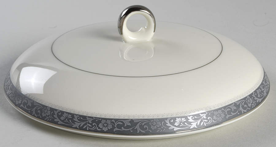 Forsythe Lid for 2.5 Qt Round Casserole by Mikasa-1
