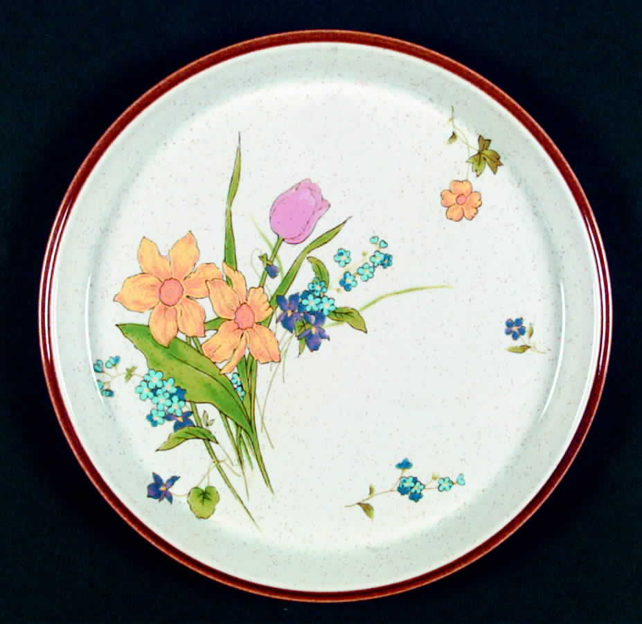 Fresh Blooms Dinner Plate by Mikasa-1