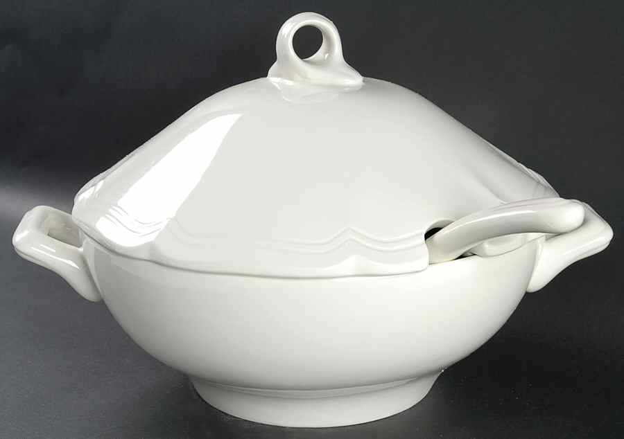 French Countryside Tureen & Lid w/Ladle by Mikasa-1