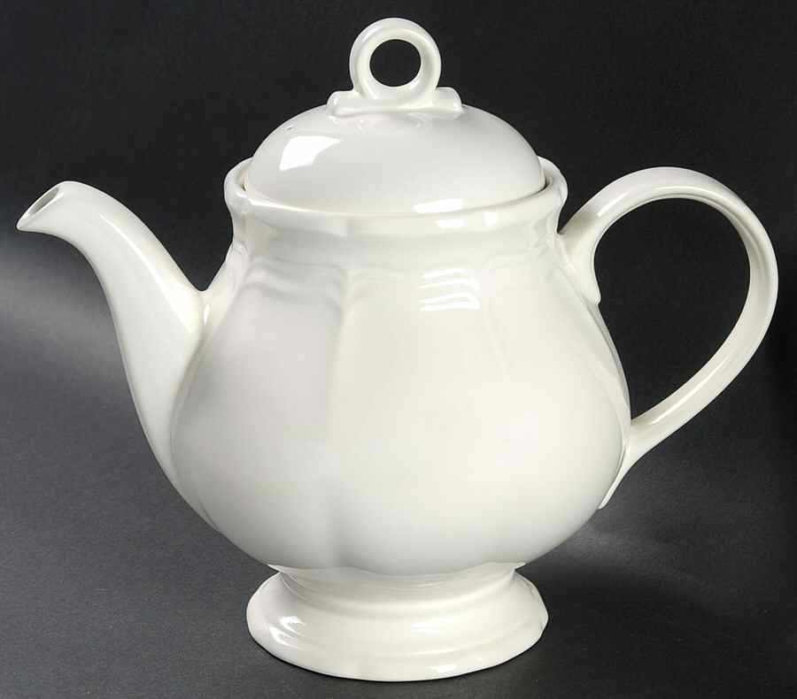 French Countryside Teapot & Lid by Mikasa-1