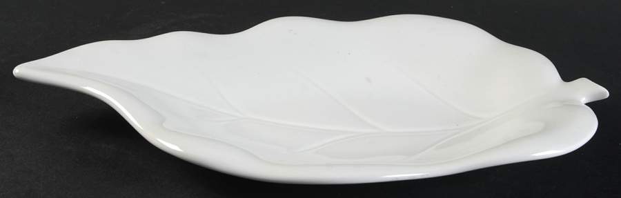 French Countryside 10" Leaf Dish by Mikasa-1