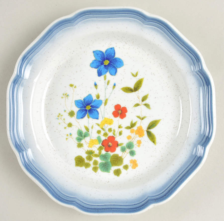 Fresh Cuttings Salad Plate by Mikasa-1
