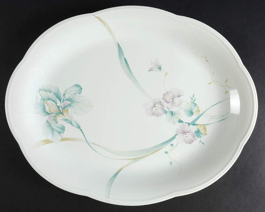 French Iris 14" Oval Serving Platter by Mikasa-1