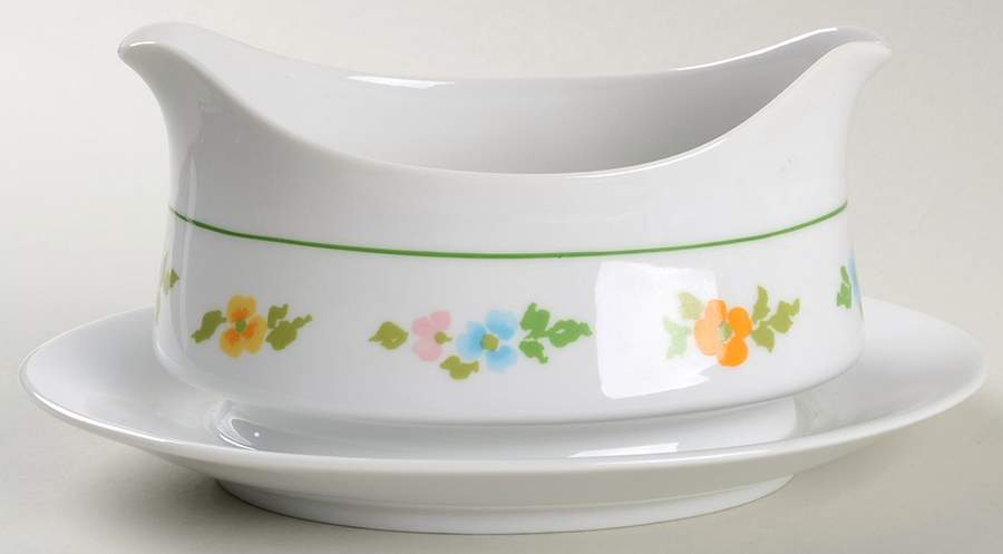 Frolic Gravy Boat with Attached Underplate by Mikasa-1