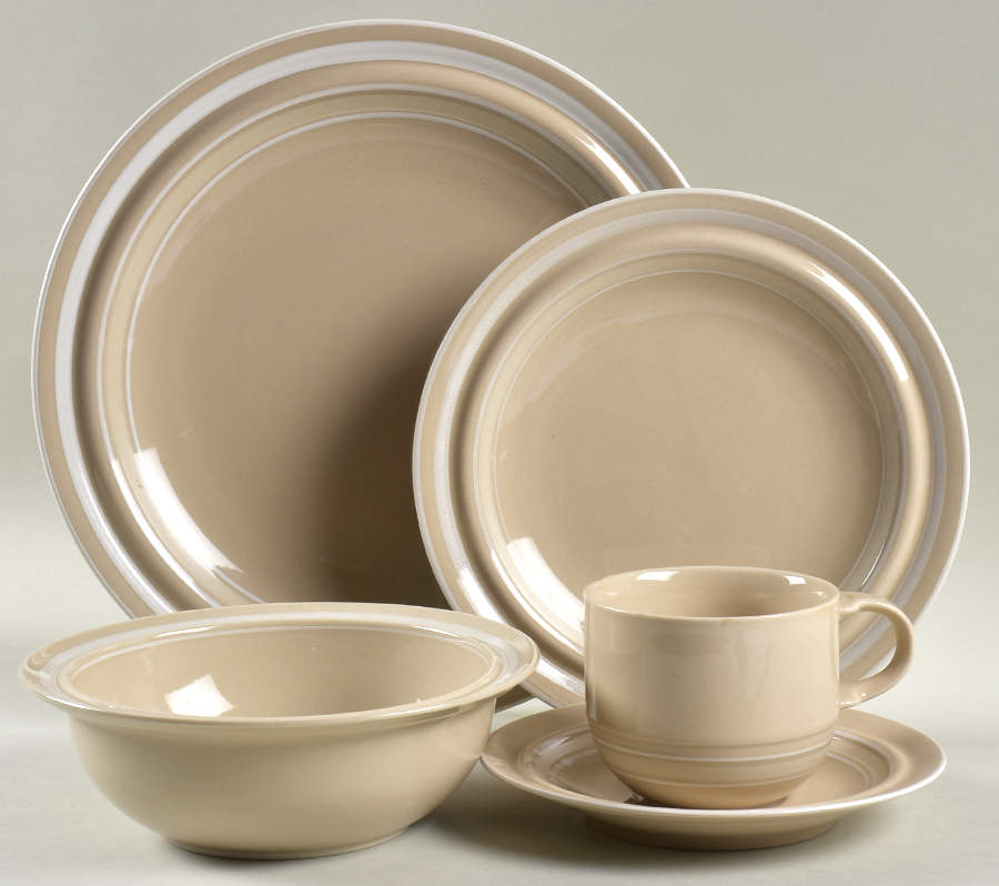 Free Spirit 5 Piece Place Setting by Mikasa-1