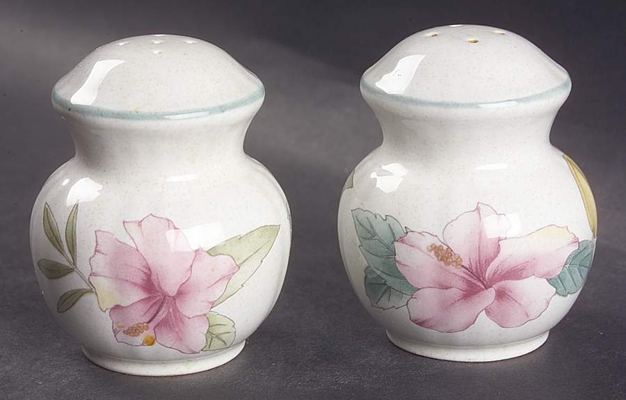 Fruitage Salt & Pepper Set by Mikasa-1