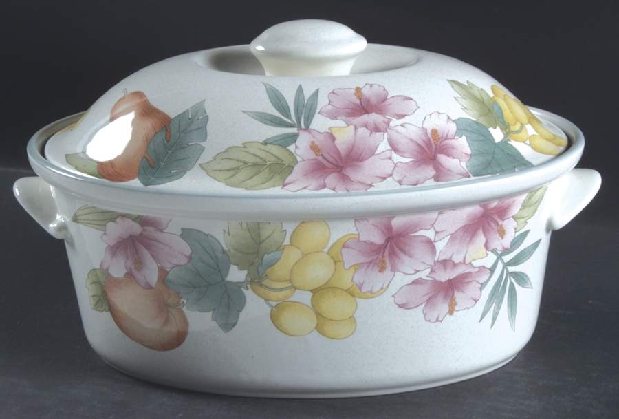 Fruitage 1.75 Quart Oval Covered Casserole by Mikasa-1