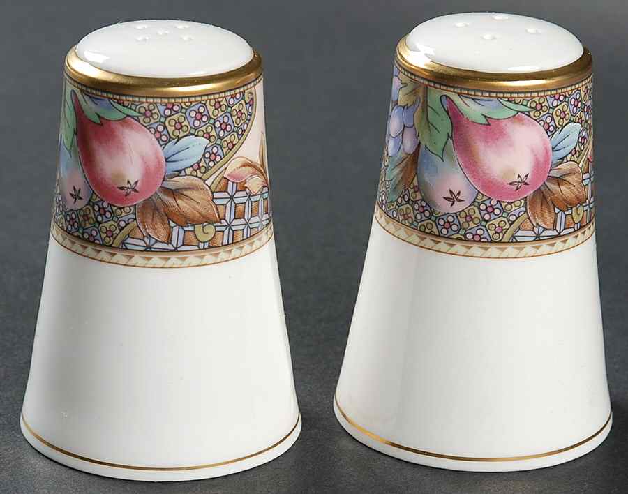 Fruitera Salt & Pepper Set by Mikasa-1