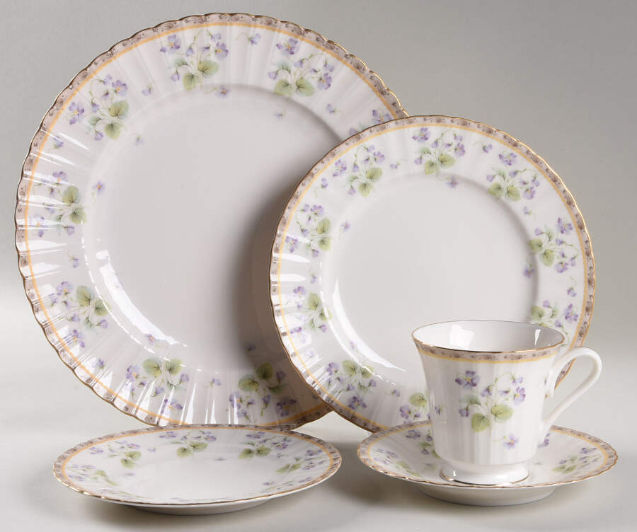 French Violets 5 Piece Place Setting by Mikasa-1