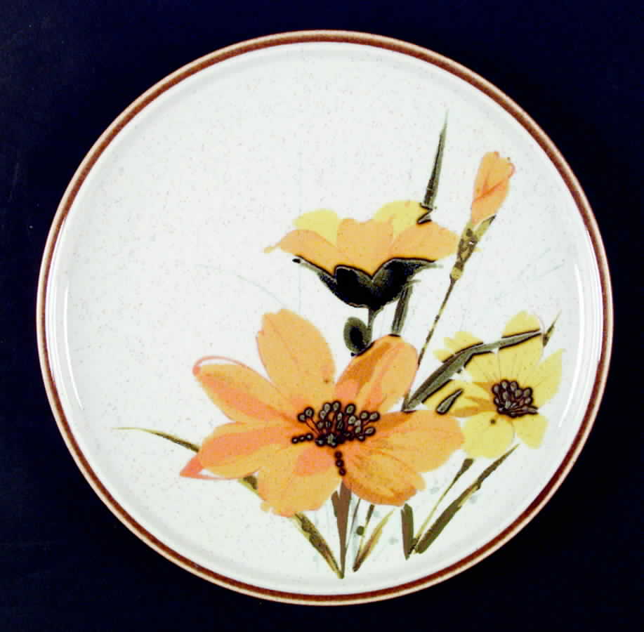 Full Bloom Dinner Plate by Mikasa-1