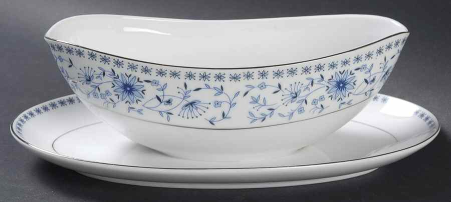 Fuji Gravy Boat with Attached Underplate by Mikasa-1