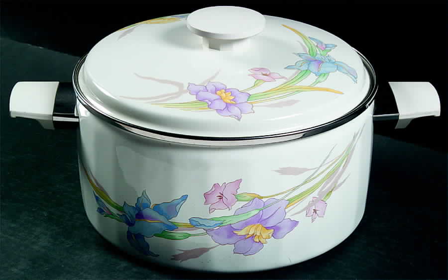 Gabriele 5 Quart Metal Covered Casserole by Mikasa-1