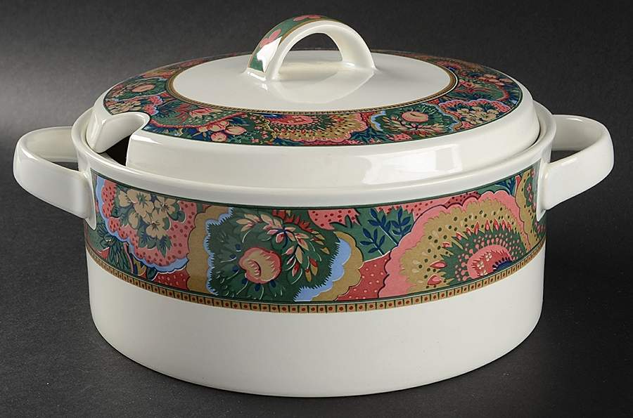 Garden Frenzy 2 Qt Round Covered Casserole by Mikasa-1