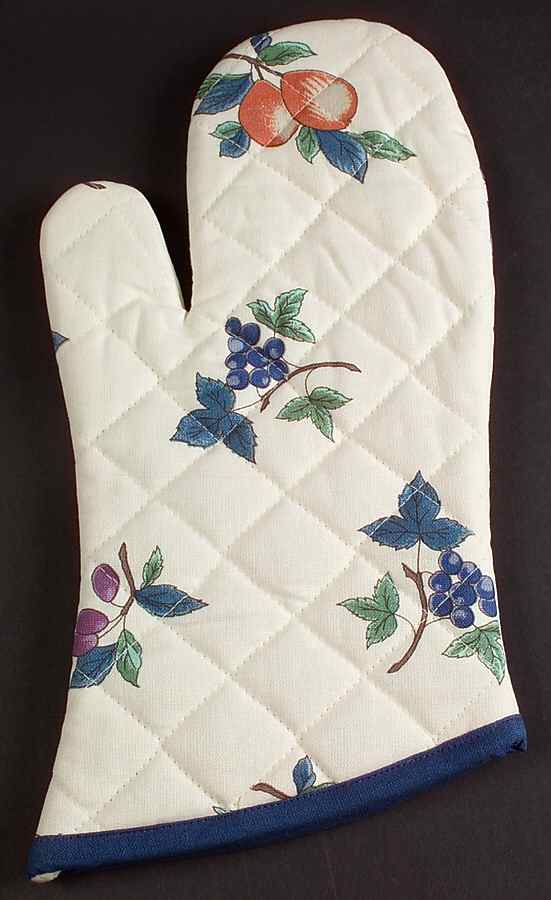 Garden Harvest Cloth Oven Mitt by Mikasa-1