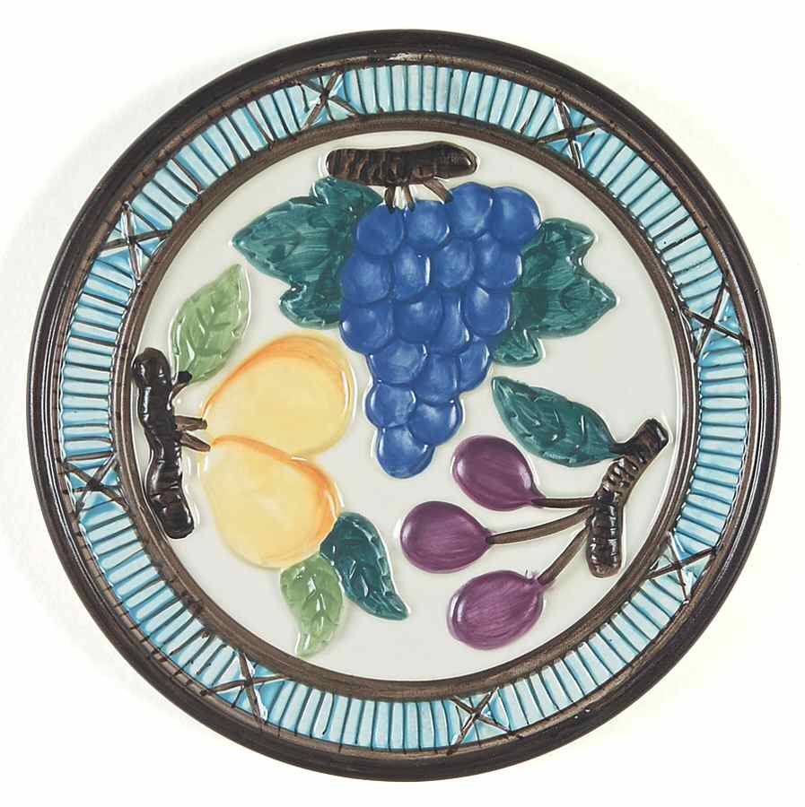 Garden Harvest Sculpted Trivet by Mikasa-1