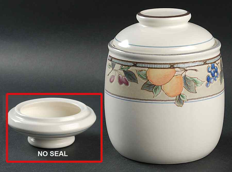 Garden Harvest Medium Canister & Lid by Mikasa-1
