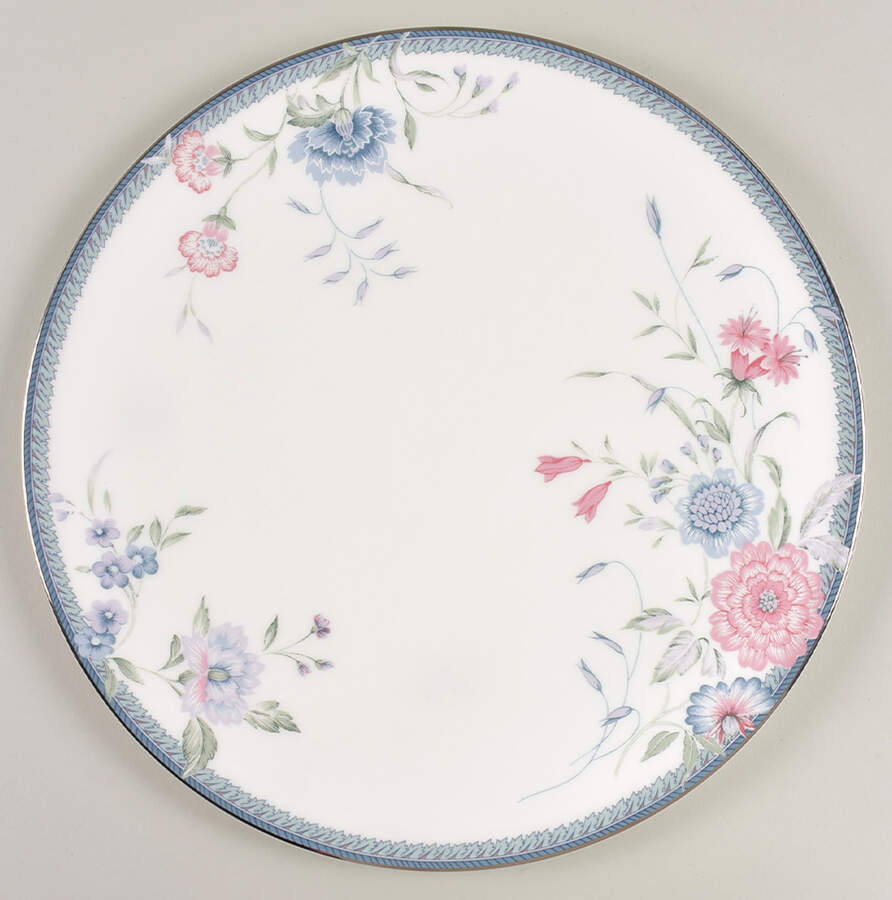 Gardenview Cake Plate by Mikasa-1