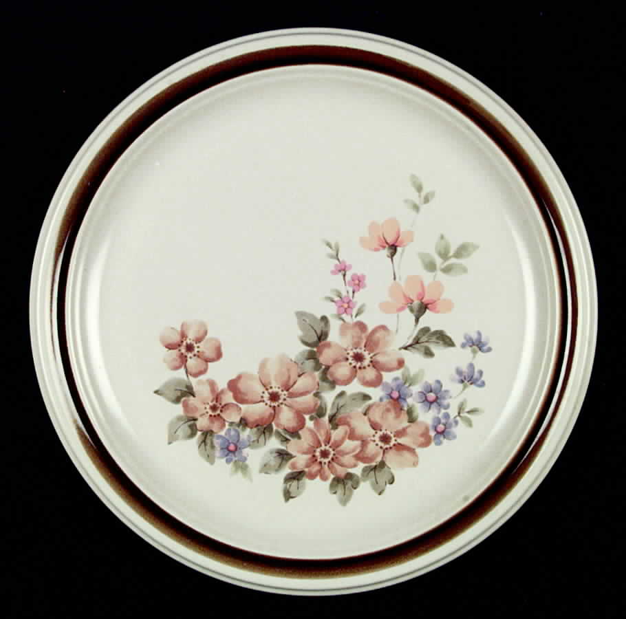 Gardenside Dinner Plate by Mikasa-1