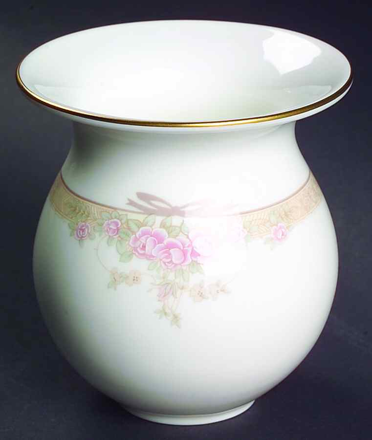 Garlands 3" Vase by Mikasa-1