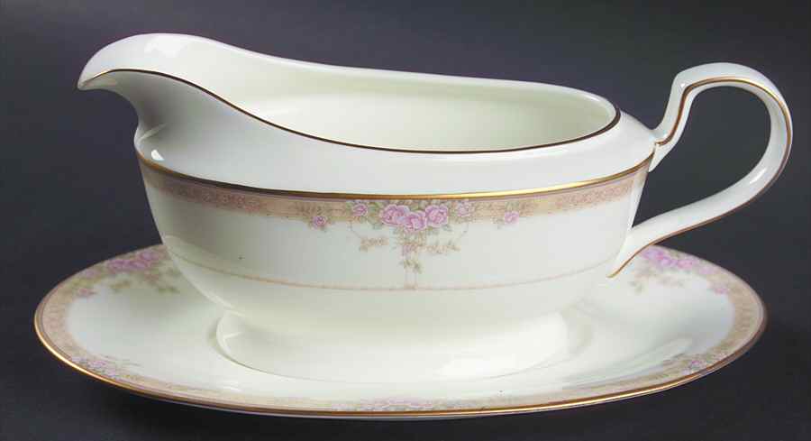 Garlands Gravy Boat & Underplate by Mikasa-1