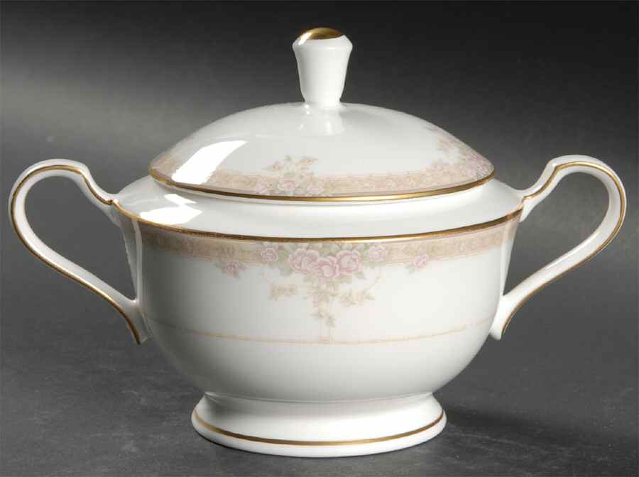 Garlands Sugar Bowl & Lid by Mikasa-1