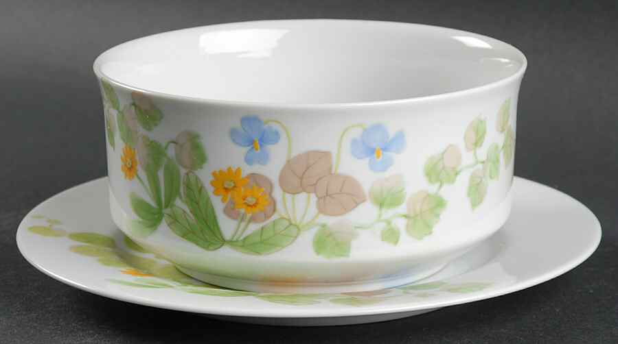 Garden Side Gravy Boat & Underplate by Mikasa-1
