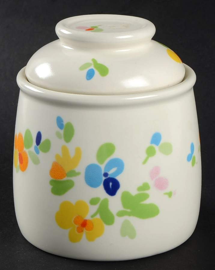 Gazebo Sugar Bowl & Lid by Mikasa-1