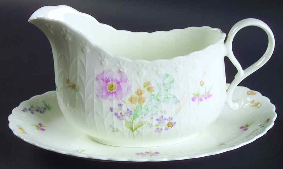Gentle Breeze Gravy Boat & Underplate by Mikasa-1