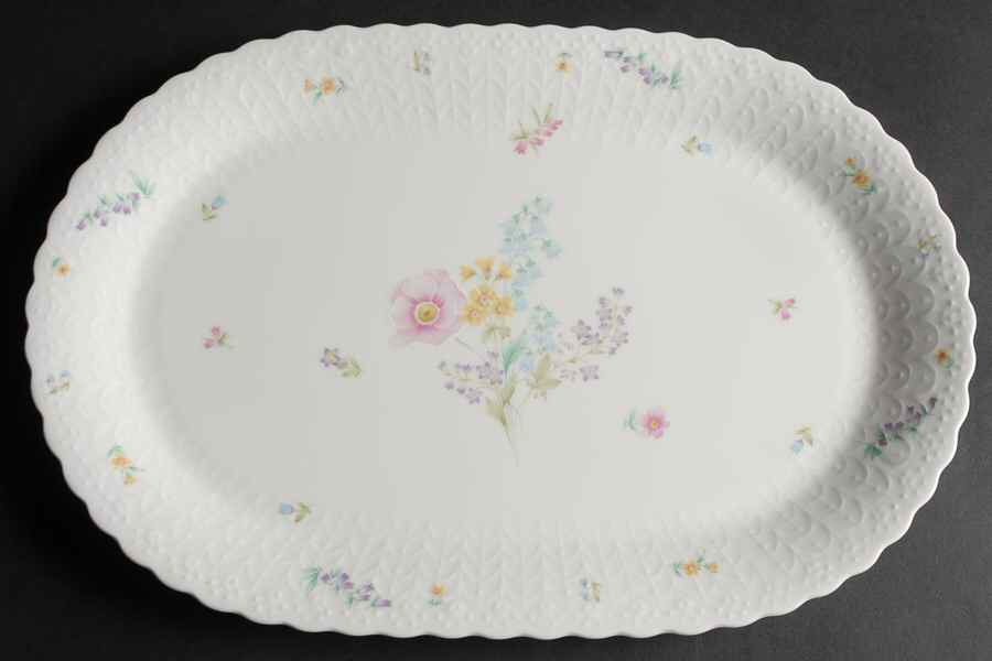 Gentle Breeze 14" Oval Serving Platter by Mikasa-1