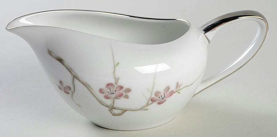 Geisha Creamer by Mikasa-1
